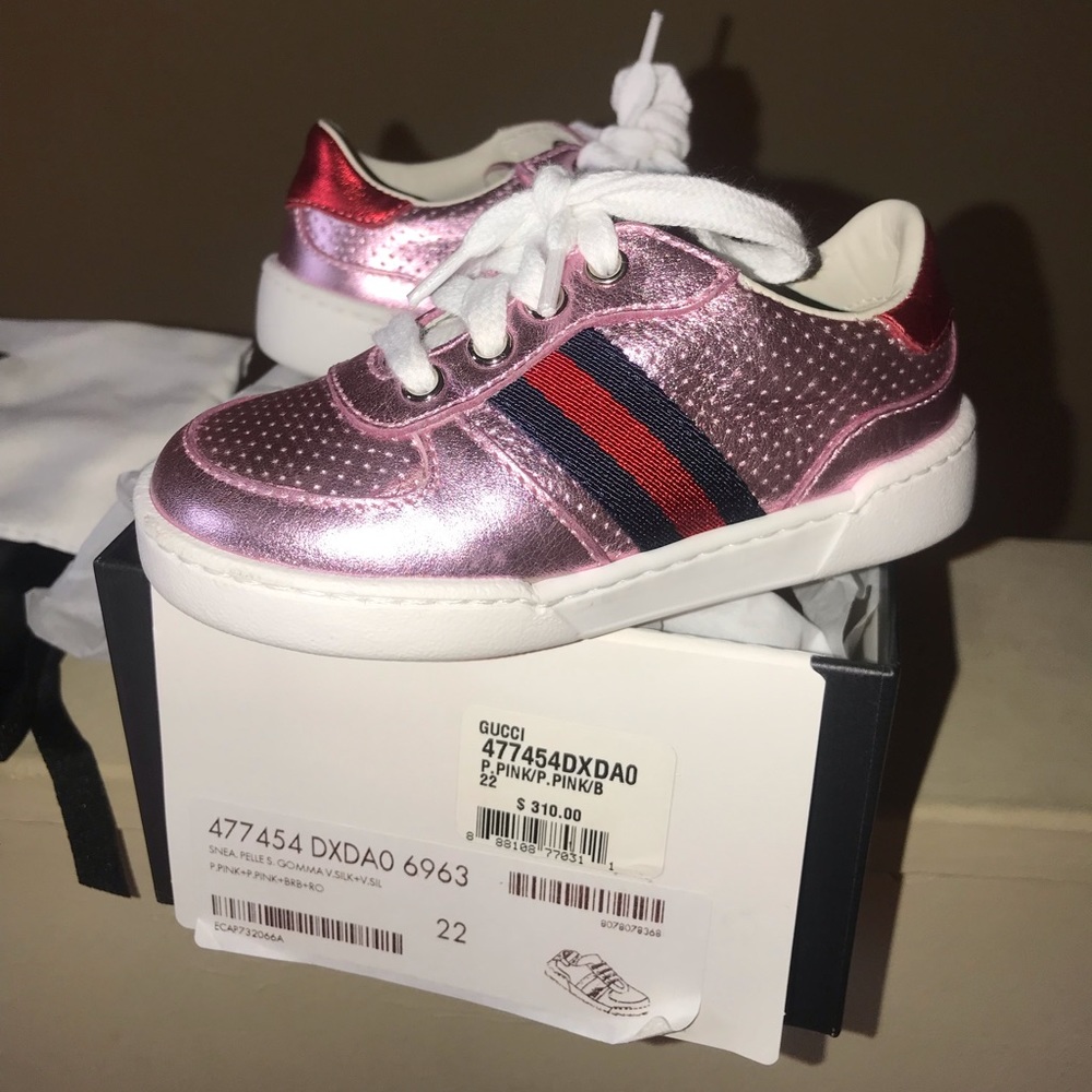 Gucci girls toddler sneakers.